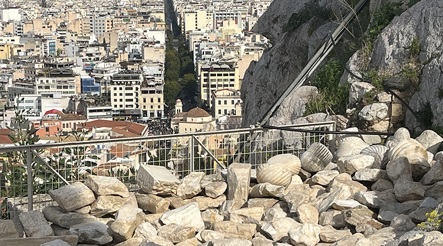 [EN] A decolonial archaeology of refusal, care and repair